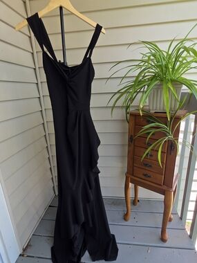 Elegant Black Ruffle Evening Dress - Women's Formal Gown